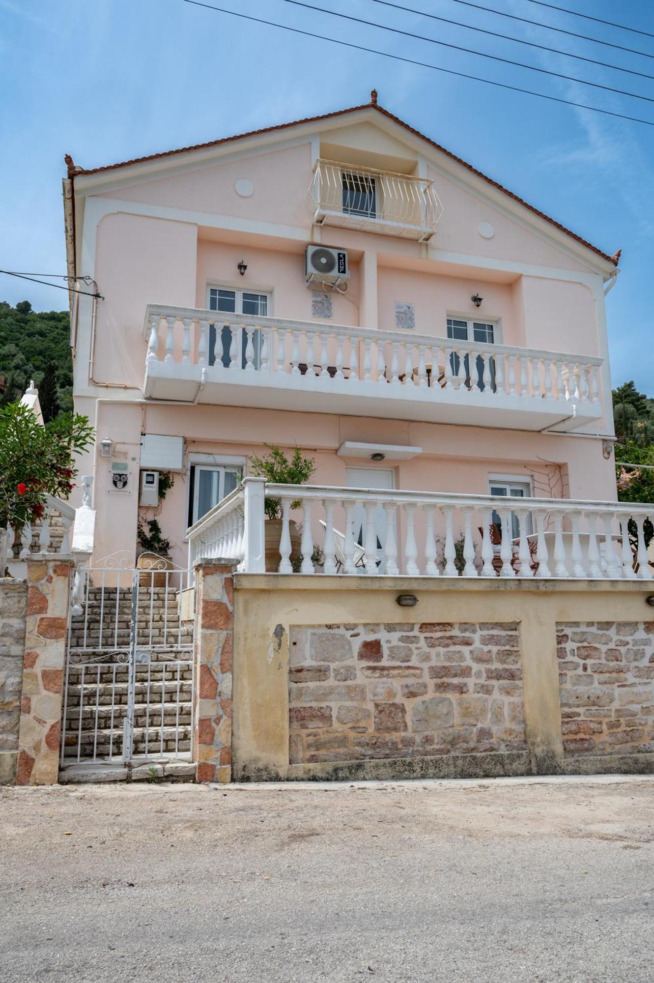 Koukouapartments & Suites Vathí Kültér fotó